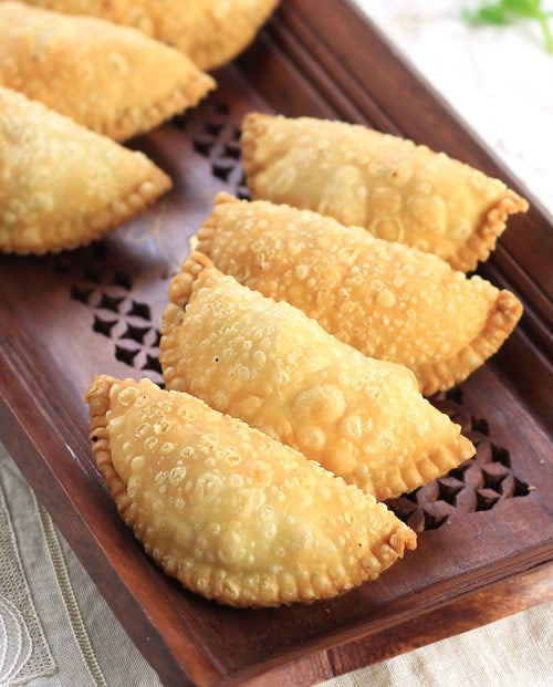 Traditional Mathil Jugiya 500g | Homemade and Crispy sweets